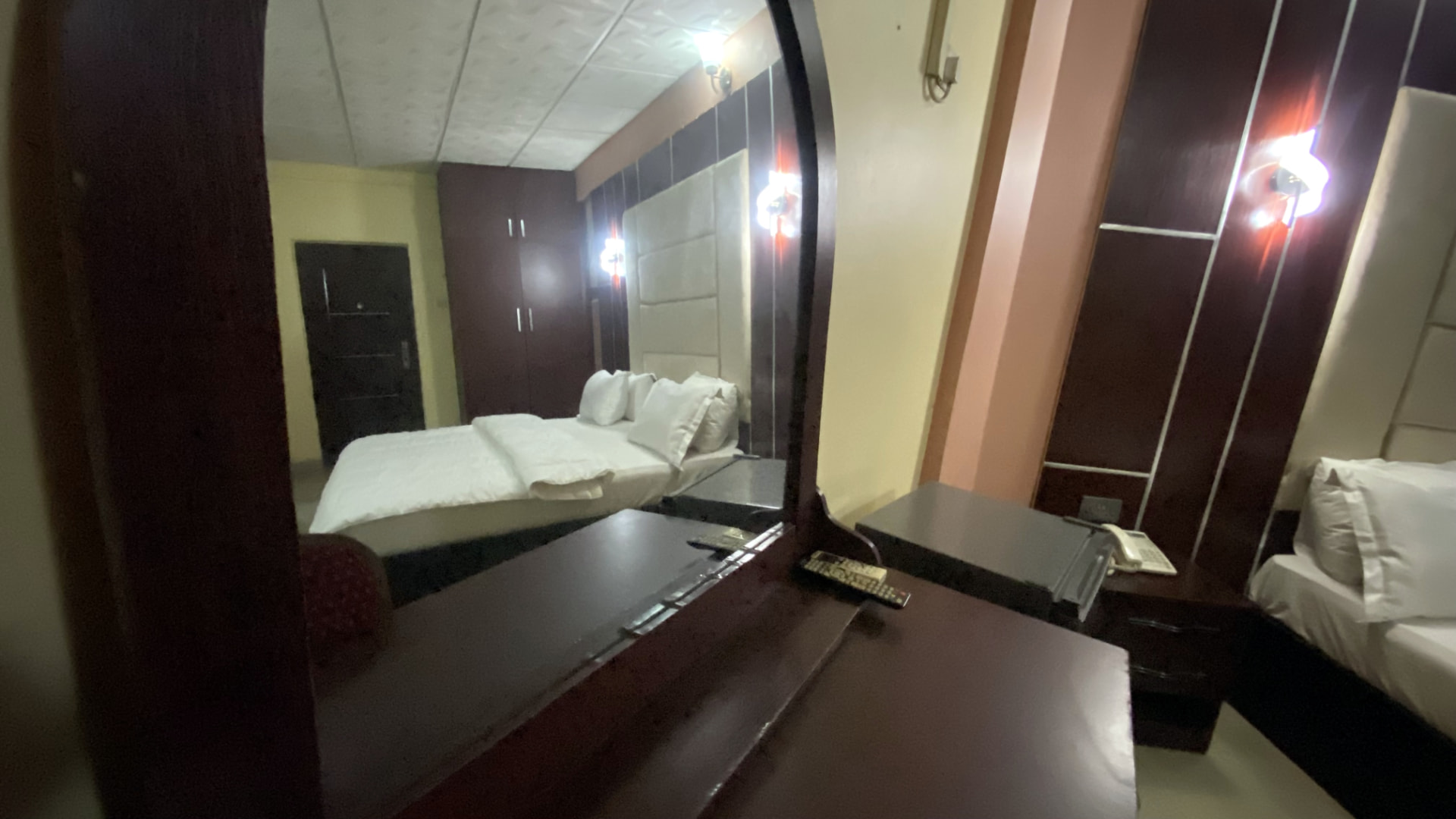 Guest room — mirrored interior view